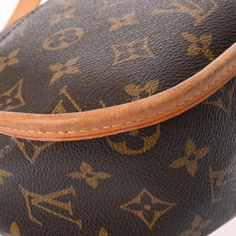 Louis Vuitton Canvas Shoulder Brown Monogram Menilmontant Bag - Picture 8 of 11